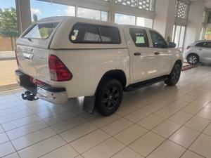 Toyota Hilux 2.4 GD-6 Raider 4X4 automaticD/C - Image 2