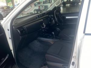 Toyota Hilux 2.4 GD-6 Raider 4X4 automaticD/C - Image 7