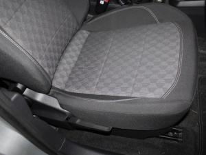 Volkswagen Polo 1.6 - Image 17