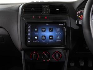 Volkswagen Polo Vivo 1.4 Life - Image 11