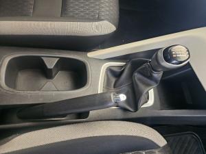 Nissan Magnite 1.0T Visia - Image 17