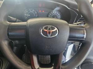 Toyota Hilux 2.4 GDP/U Single Cab - Image 20