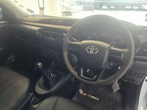 Toyota Hilux 2.4 GDP/U Single Cab - Image 6