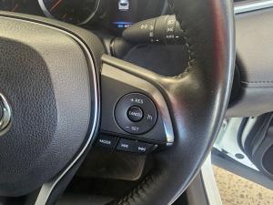 Toyota Corolla Cross 1.8 XS - Image 8