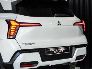 Mitsubishi Outlander Sport 1.5 Exceed - Image 11