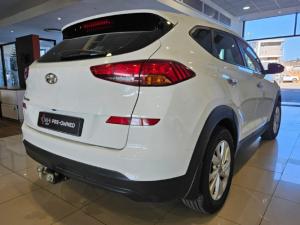 Hyundai Tucson 2.0 Premium auto - Image 3