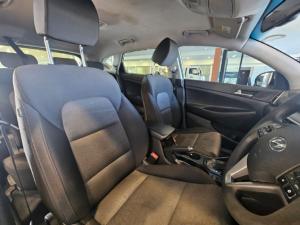 Hyundai Tucson 2.0 Premium auto - Image 6