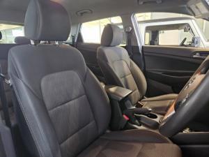 Hyundai Tucson 2.0 Premium auto - Image 6