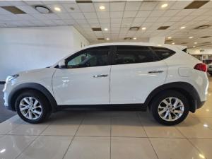 Hyundai Tucson 2.0 Premium auto - Image 9