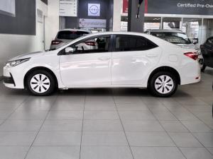 Toyota Corolla Quest 1.8 Plus manual - Image 2