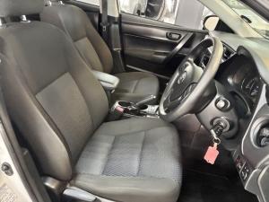 Toyota Corolla Quest 1.8 Plus manual - Image 5