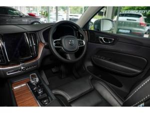 Volvo XC60 B5 AWD Ultimate Bright - Image 4