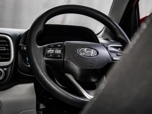 Hyundai Venue 1.2 Premium - Image 13
