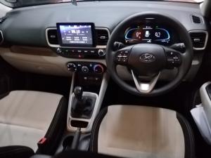 Hyundai Venue 1.2 Premium - Image 2