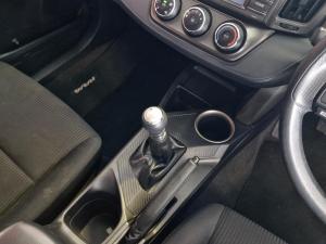 Toyota RAV4 2.0 GX - Image 13