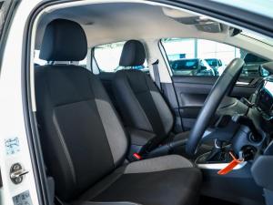 Volkswagen Polo hatch 1.0TSI Life auto - Image 12