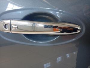 Nissan Navara 2.5DDTi double cab LE Plus - Image 7