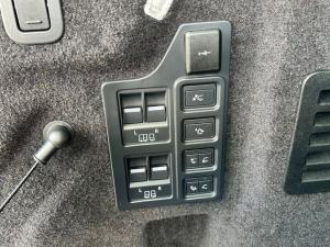 Land Rover Discovery D350 Dynamic HSE - Image 11