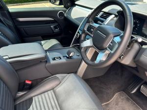 Land Rover Discovery D350 Dynamic HSE - Image 11