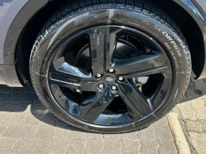 Land Rover Discovery D350 Dynamic HSE - Image 12