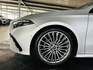 Mercedes-Benz A-Class A200 hatch Progressive - Image 13