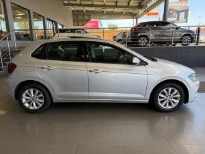 Volkswagen Polo hatch 1.0TSI Comfortline - Image 8
