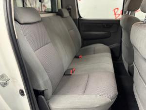 Toyota Hilux 3.0D-4D double cab 4x4 Raider Dakar edition auto - Image 15
