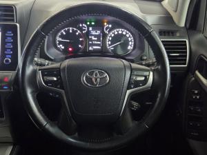 Toyota Land Cruiser Prado 2.8GD VX - Image 8
