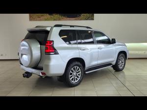 Toyota Land Cruiser Prado 2.8GD VX - Image 2