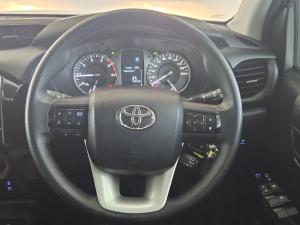 Toyota Hilux 2.4GD-6 double cab Raider auto - Image 8