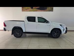 Toyota Hilux 2.4GD-6 double cab Raider auto - Image 3