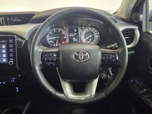 Toyota Hilux 2.8GD-6 double cab Raider auto - Image 8