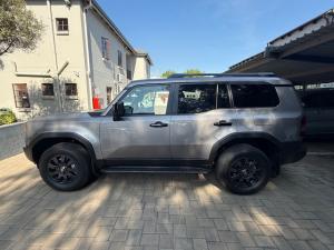 Toyota Prado VX-R 2.8GD automatic - Image 3