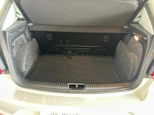 Volkswagen Polo Vivo 1.4 - Image 13