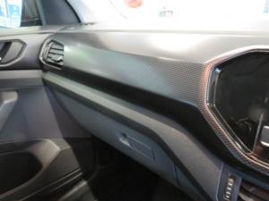 Volkswagen T-CROSS 1.0 TSI Comfortline DSG - Image 21