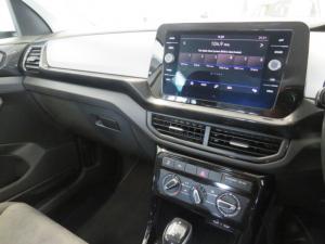 Volkswagen T-CROSS 1.0 TSI Life DSG - Image 10