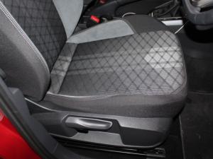 Volkswagen Taigo 1.0 TSI R-LINE DSG - Image 17