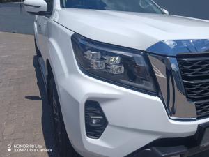 Nissan Navara 2.5DDTI LE/LE Plus automatic D/C - Image 21
