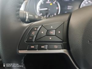 Nissan Navara 2.5D LE 4X2 automatic D/C - Image 17