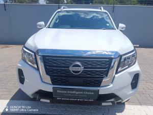 Nissan Navara 2.5D LE 4X2 automatic D/C - Image 4