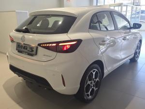 MG MG3 1.5 Luxury - Image 11