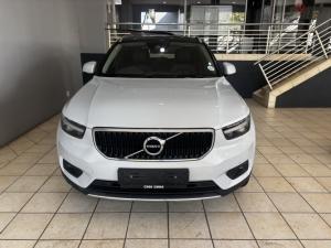 Volvo XC40 T5 AWD Momentum - Image 2