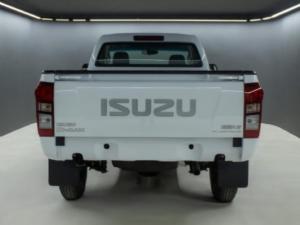 Isuzu D-Max Gen 6 250 single cab Fleetside safety - Image 3