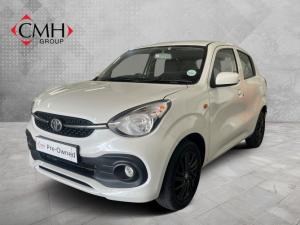 Toyota Vitz 1.0 XR manual - Image 1