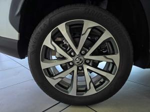 Toyota Corolla Cross 1.8 XR - Image 21