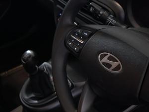 Hyundai Grand i10 1.0 Premium hatch - Image 15