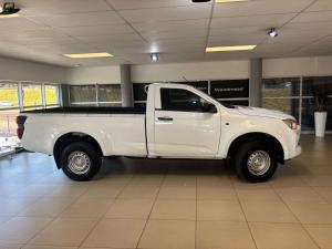Isuzu D-Max 1.9TD single cab L manual - Image 6