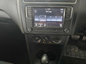 Volkswagen Polo Vivo hatch 1.6 Comfortline auto - Image 12