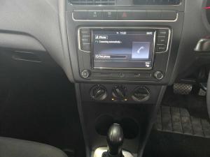 Volkswagen Polo Vivo hatch 1.6 Comfortline auto - Image 16