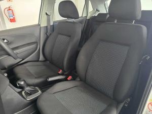Volkswagen Polo Vivo hatch 1.6 Comfortline auto - Image 17